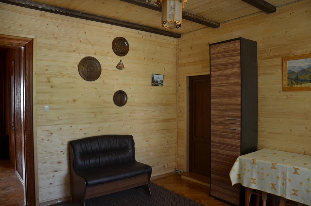 Appartamento Rosinka Jaremče Esterno foto