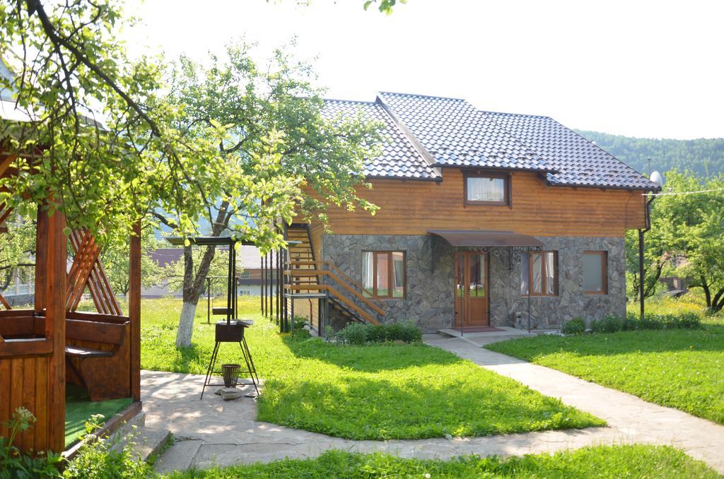 Appartamento Rosinka Jaremče Esterno foto