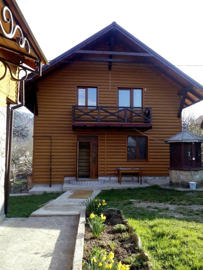 Appartamento Rosinka Jaremče Esterno foto