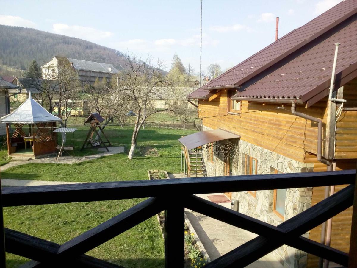 Appartamento Rosinka Jaremče Esterno foto